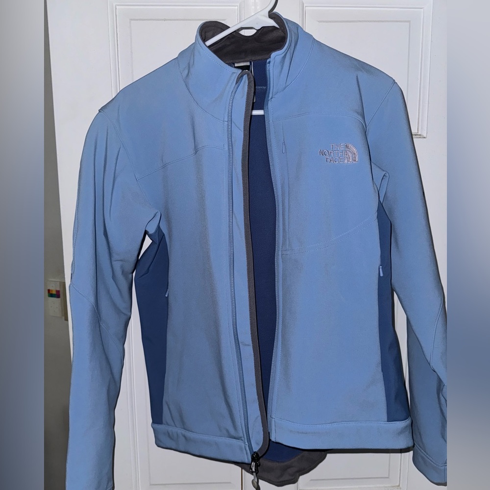 North Face Jacket *BRAND NEW NEVER WORN*